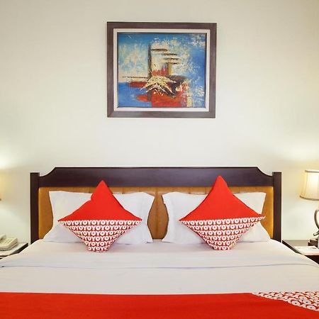 Oyo 108 Hotel Surya Cakarta Dış mekan fotoğraf