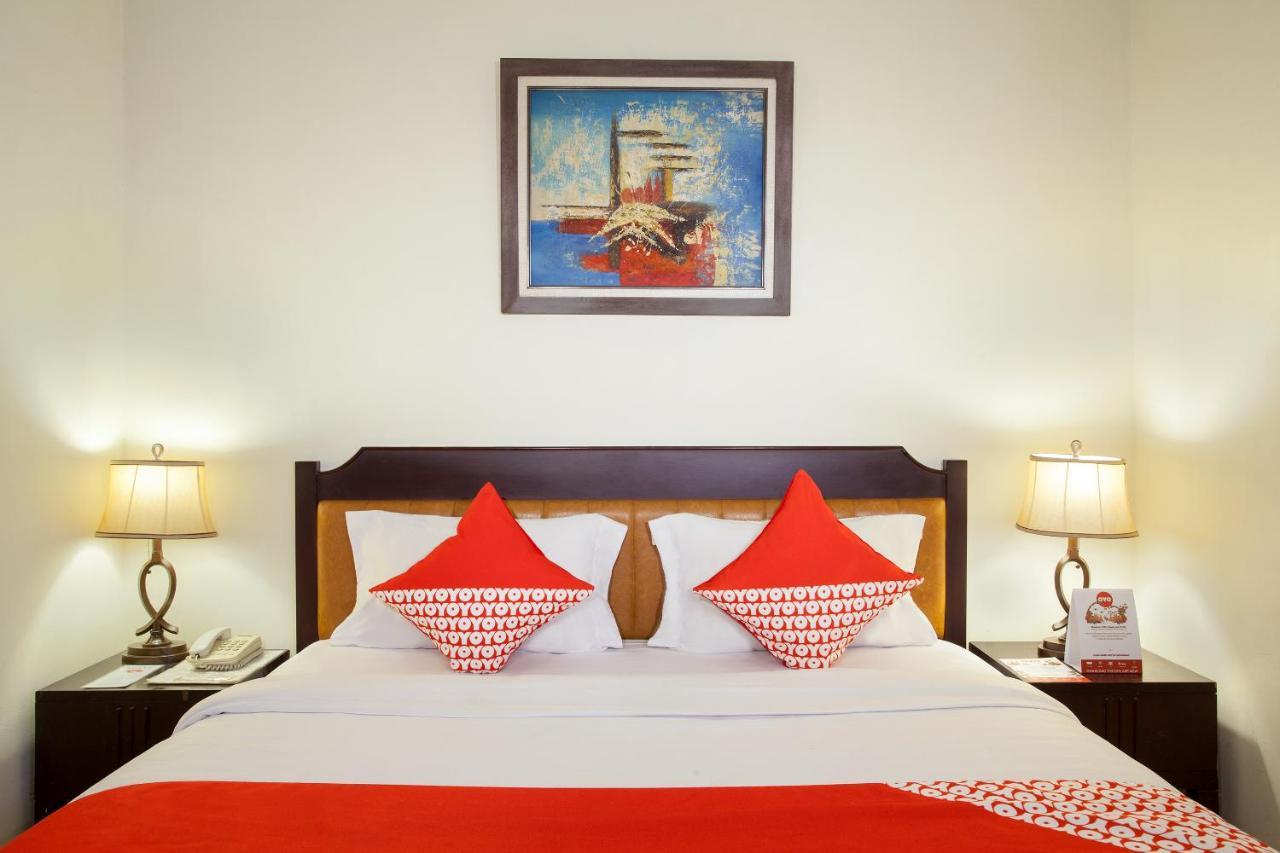 Oyo 108 Hotel Surya Cakarta Dış mekan fotoğraf