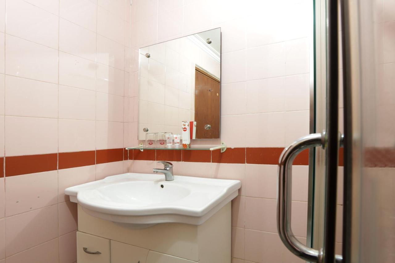 Oyo 108 Hotel Surya Cakarta Dış mekan fotoğraf