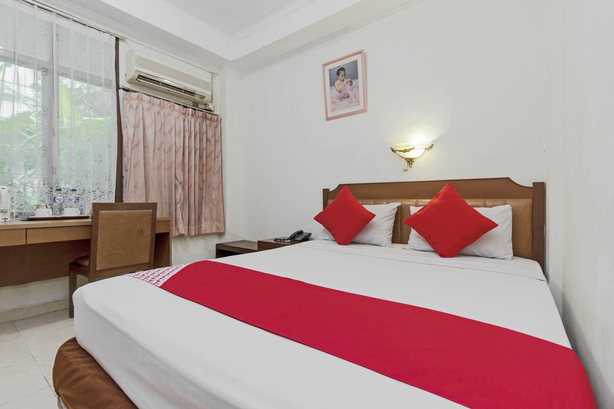 Oyo 108 Hotel Surya Cakarta Dış mekan fotoğraf