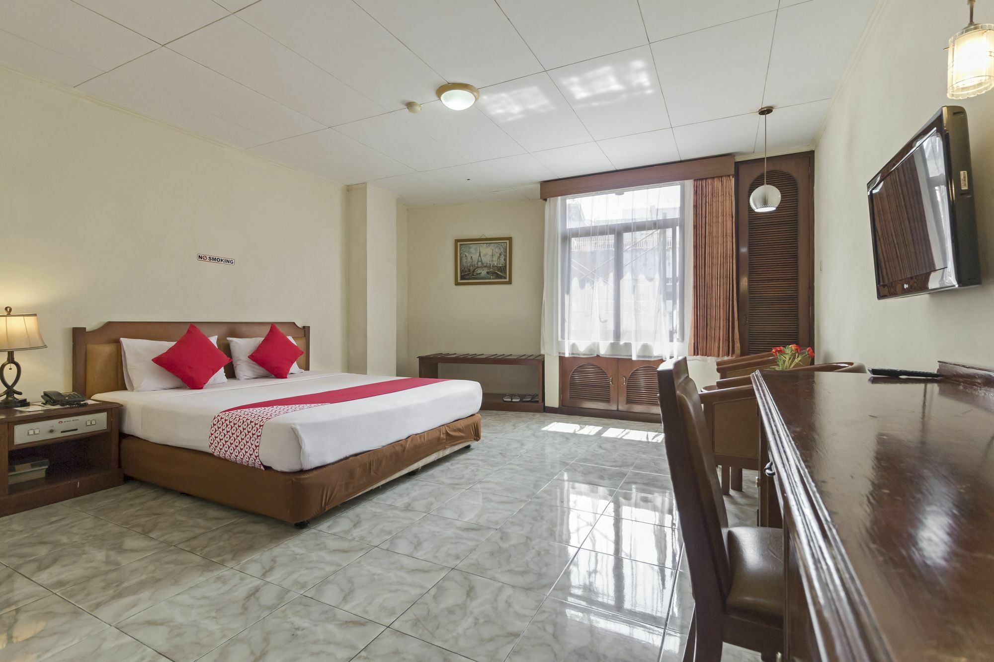 Oyo 108 Hotel Surya Cakarta Dış mekan fotoğraf