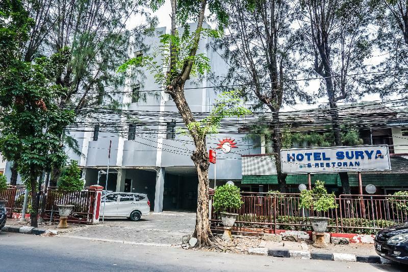 Oyo 108 Hotel Surya Cakarta Dış mekan fotoğraf